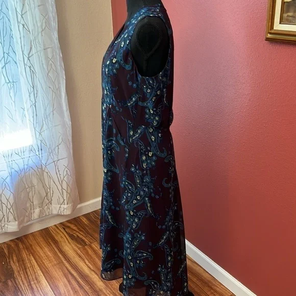 Cabi Treasure Paisley Crossover Style V Neck Midi Dress Style 3461 - Picture 7 of 12